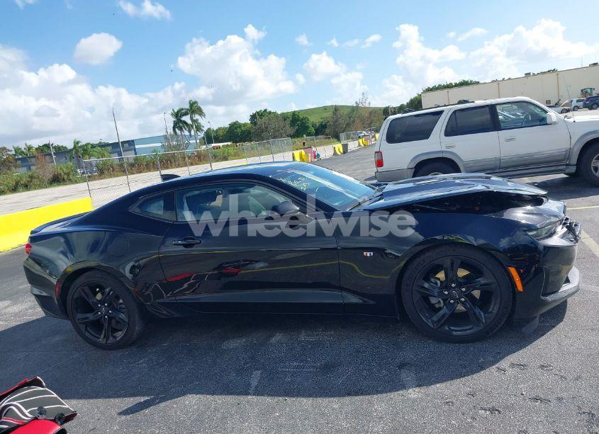 Photo 13 of 2022 Chevrolet Camaro RWD 1LT (VIN 1G1FA1RX0N0111547)