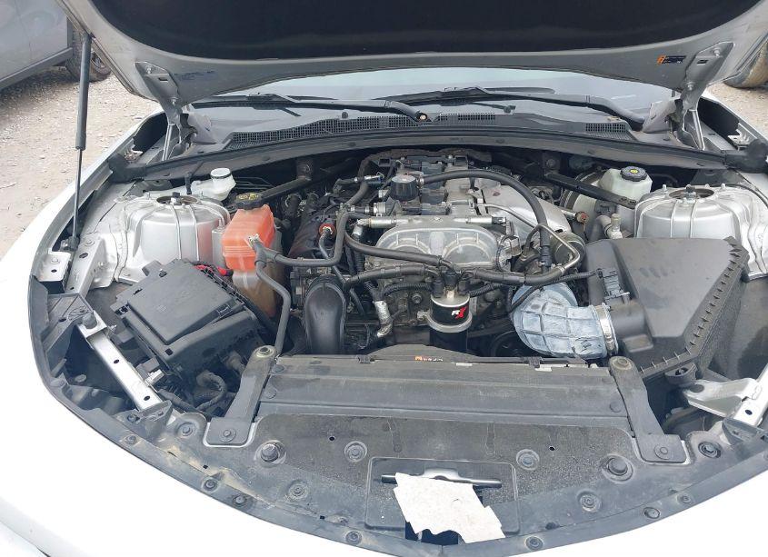 Photo 10 of 2018 Chevrolet Camaro 1LS (VIN 1G1FA1RX1J0144695)