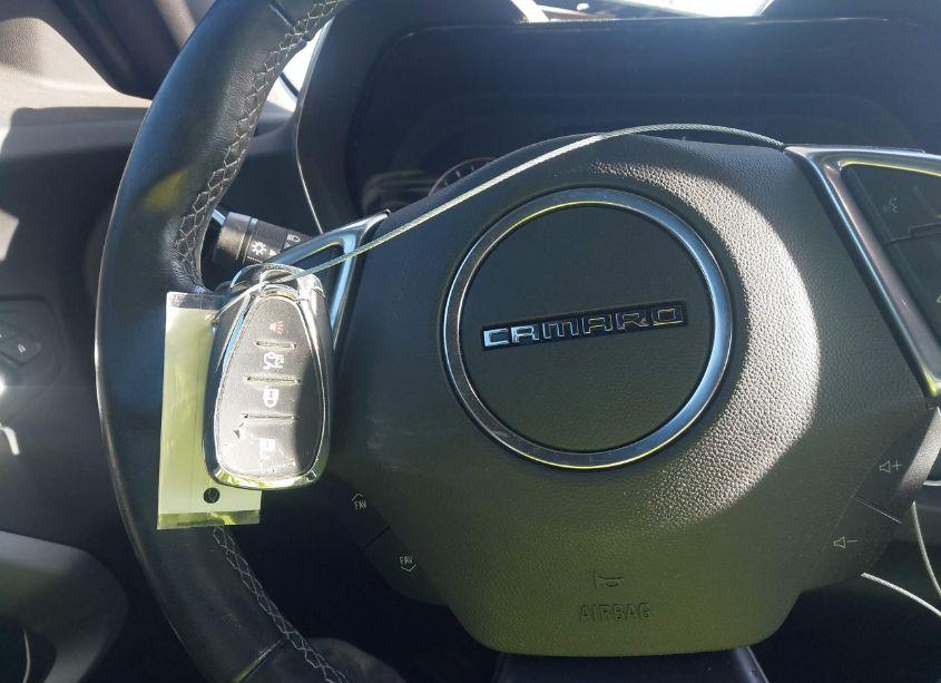 Photo 11 of 2020 Chevrolet Camaro (VIN 1G1FA1RX3L0104301)