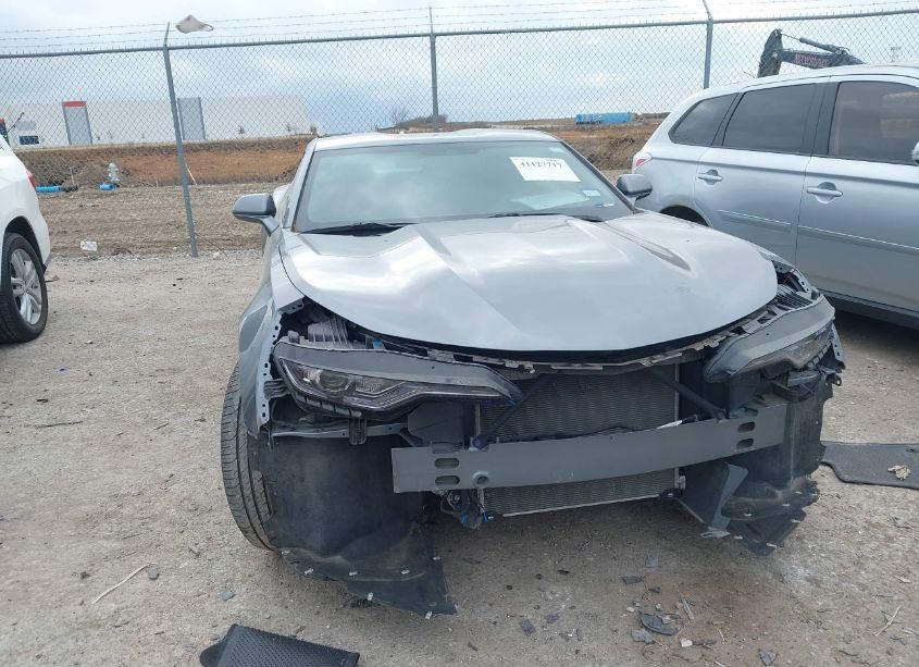 Photo 6 of 2020 Chevrolet Camaro (VIN 1G1FA1RX3L0104301)