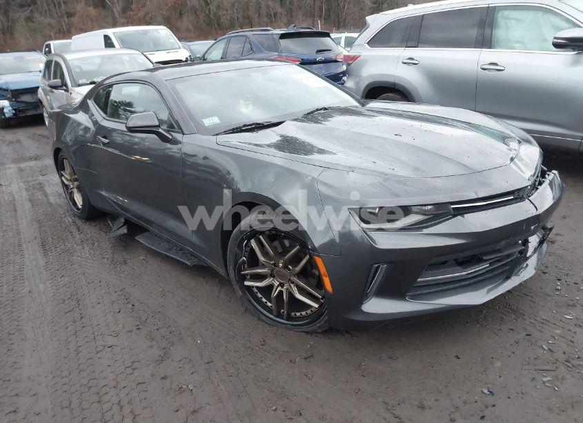 2016 Chevrolet Camaro 1LT (VIN 1G1FA1RX4G0182642) main photo