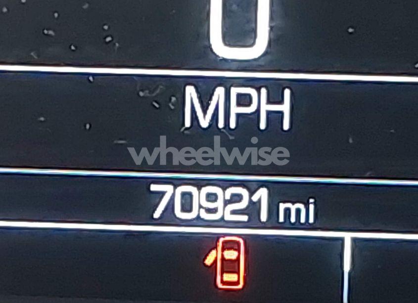 Photo 16 of 2017 Chevrolet Camaro 1LT (VIN 1G1FA1RX6H0102257)