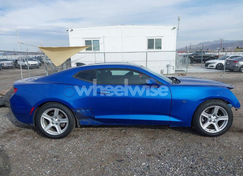 Photo 14 of 2017 Chevrolet Camaro 1LS (VIN 1G1FA1RX6H0180599)