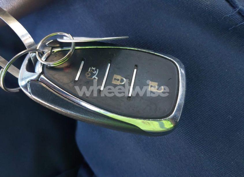 Photo 11 of 2017 Chevrolet Camaro 1LS (VIN 1G1FA1RX7H0203954)