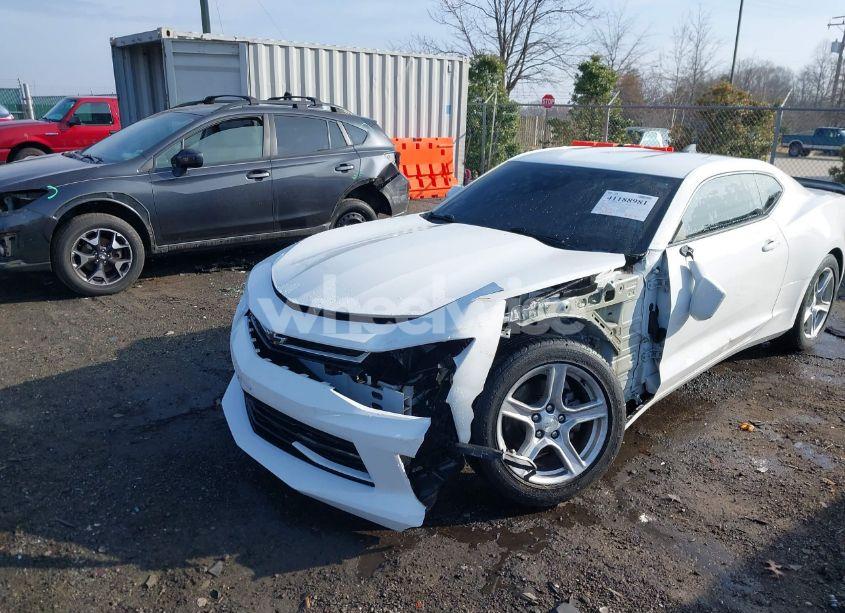 Photo 6 of 2017 Chevrolet Camaro 1LT (VIN 1G1FA1RX9H0125046)