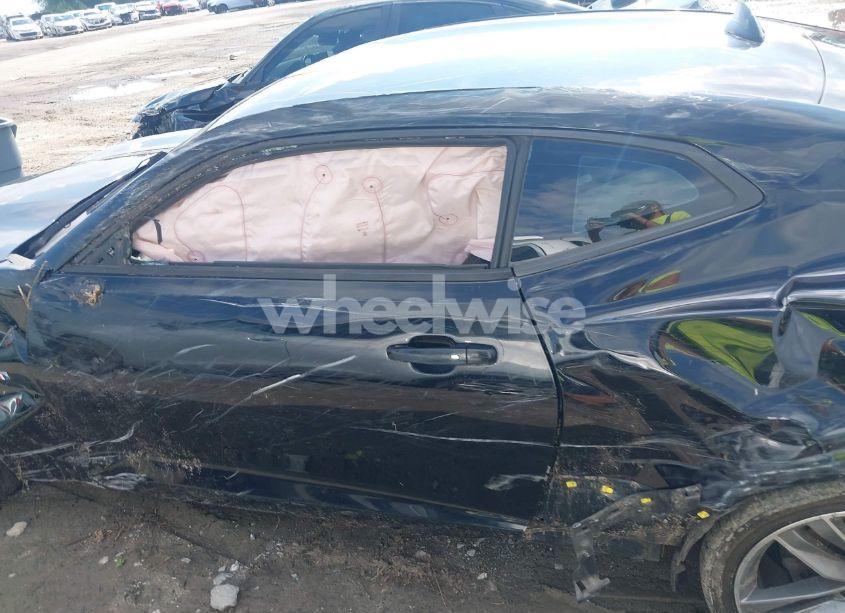 Photo 14 of 2017 Chevrolet Camaro 1LS (VIN 1G1FA1RX9H0178880)