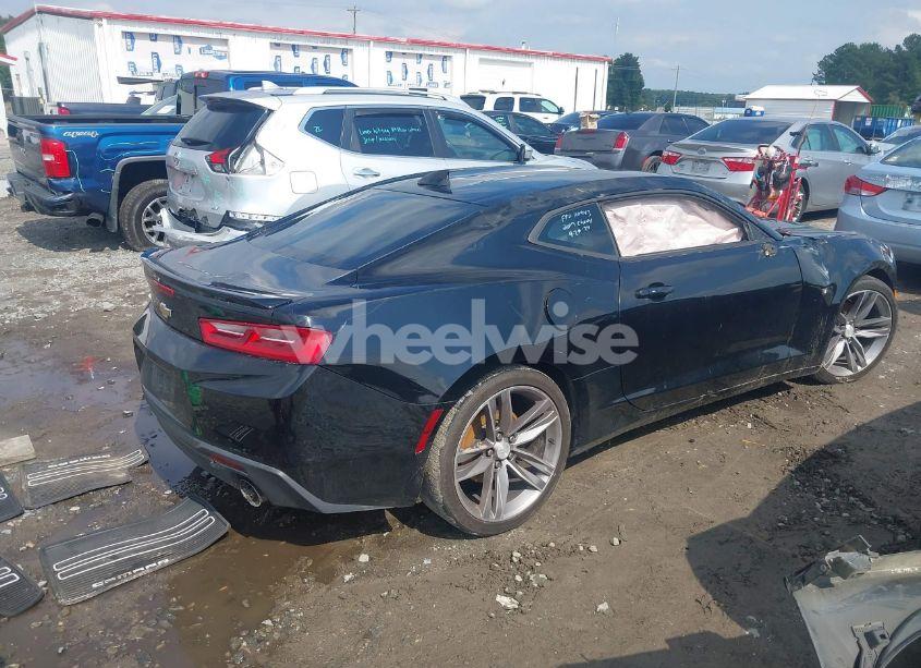 Photo 4 of 2017 Chevrolet Camaro 1LS (VIN 1G1FA1RX9H0178880)