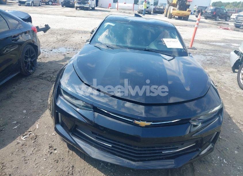 Photo 6 of 2017 Chevrolet Camaro 1LS (VIN 1G1FA1RX9H0178880)