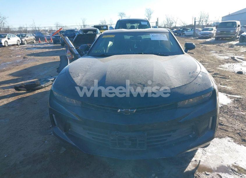 Photo 12 of 2017 Chevrolet Camaro 1LS (VIN 1G1FA1RX9H0204734)
