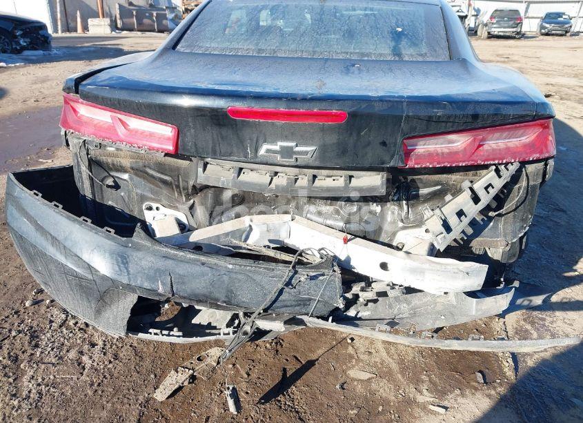 Photo 16 of 2017 Chevrolet Camaro 1LS (VIN 1G1FA1RX9H0204734)