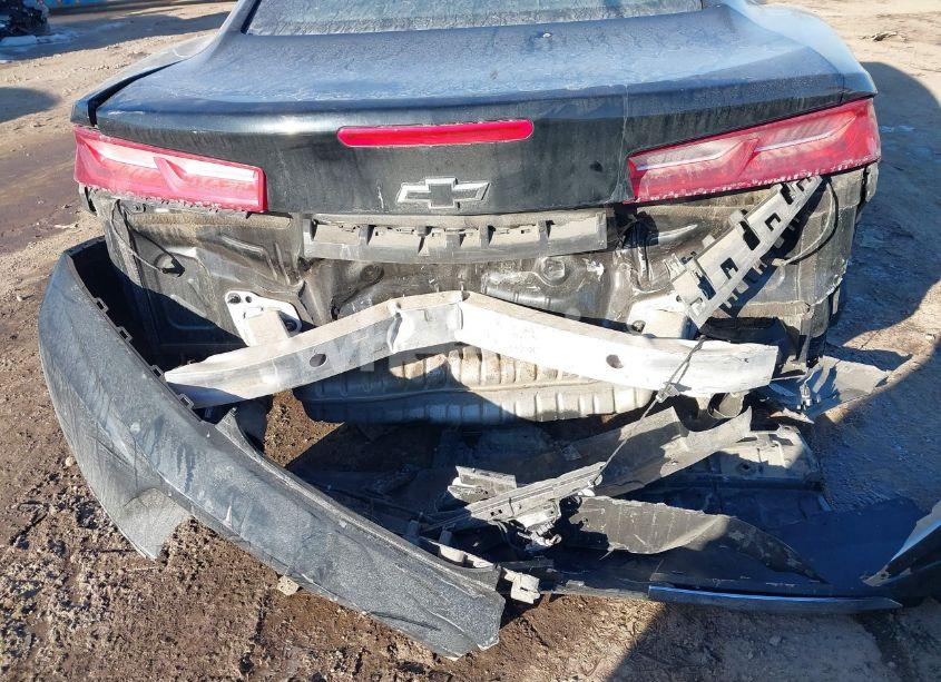 Photo 6 of 2017 Chevrolet Camaro 1LS (VIN 1G1FA1RX9H0204734)