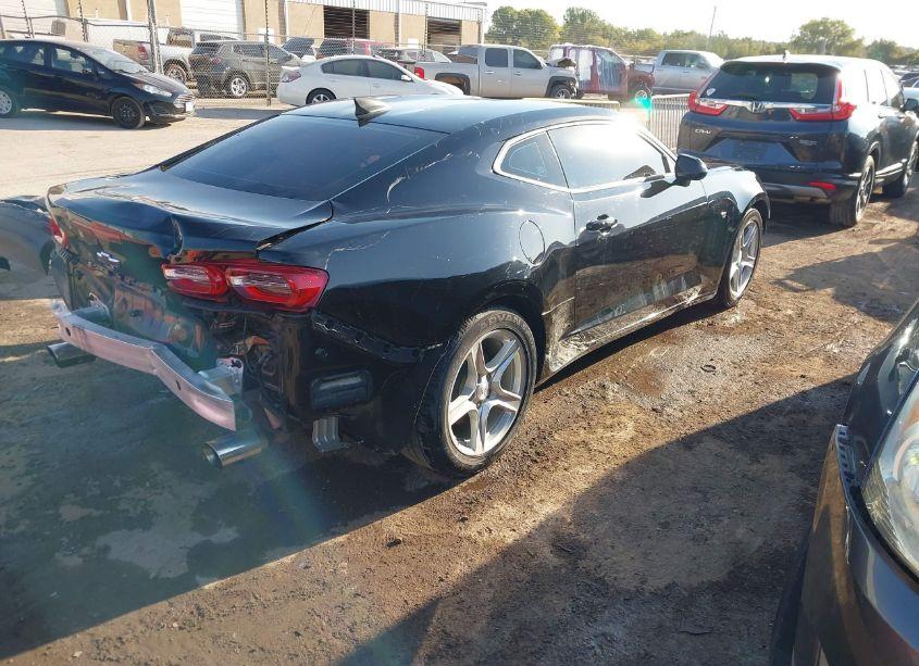 Photo 4 of 2020 Chevrolet Camaro RWD 1LS (VIN 1G1FA1RXXL0145427)