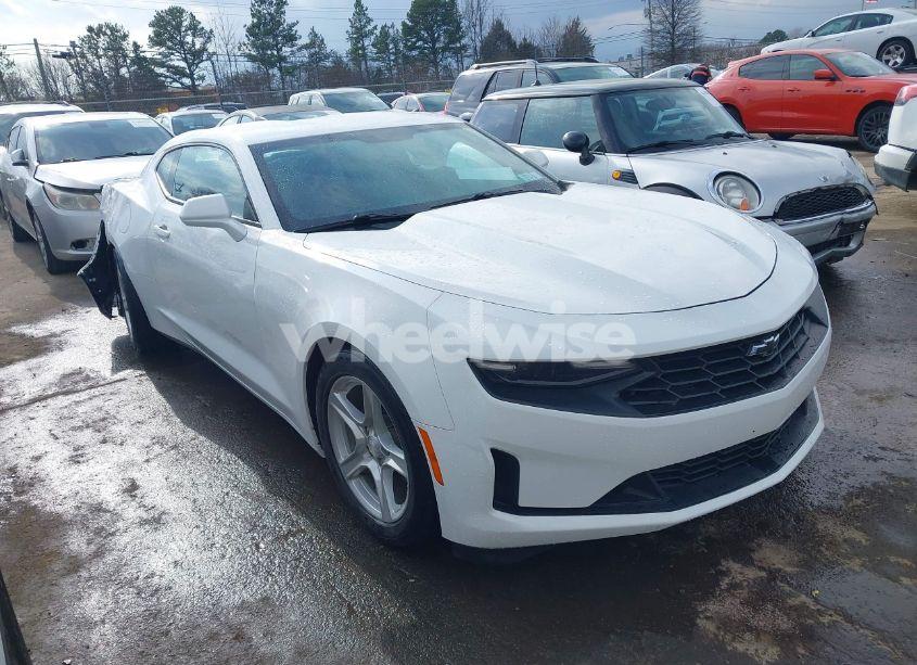 2021 Chevrolet Camaro RWD 1LT (VIN 1G1FA1RXXM0131688) main photo