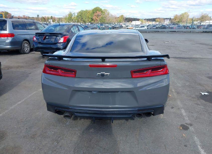 Photo 16 of 2016 Chevrolet Camaro 1LT (VIN 1G1FB1RS0G0132631)