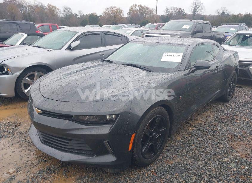 Photo 2 of 2016 Chevrolet Camaro 1LT (VIN 1G1FB1RS0G0152815)