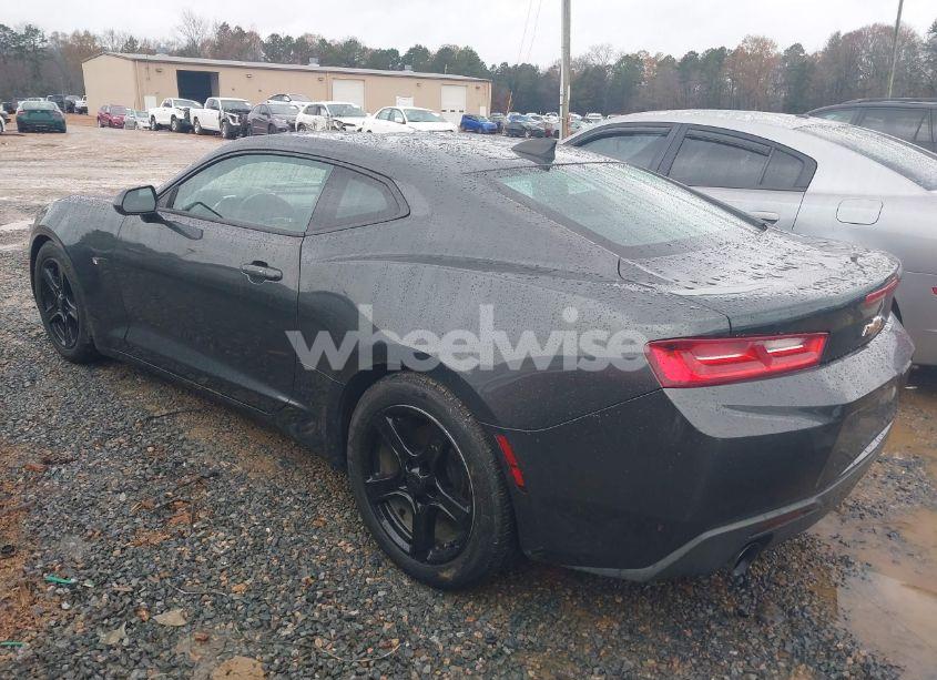 Photo 3 of 2016 Chevrolet Camaro 1LT (VIN 1G1FB1RS0G0152815)