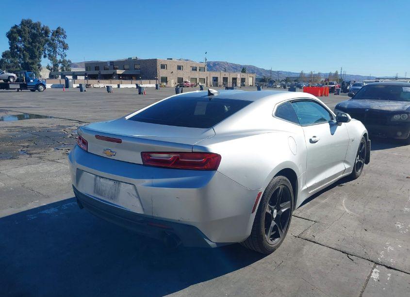 Photo 4 of 2016 Chevrolet Camaro 1LT (VIN 1G1FB1RS0G0159358)