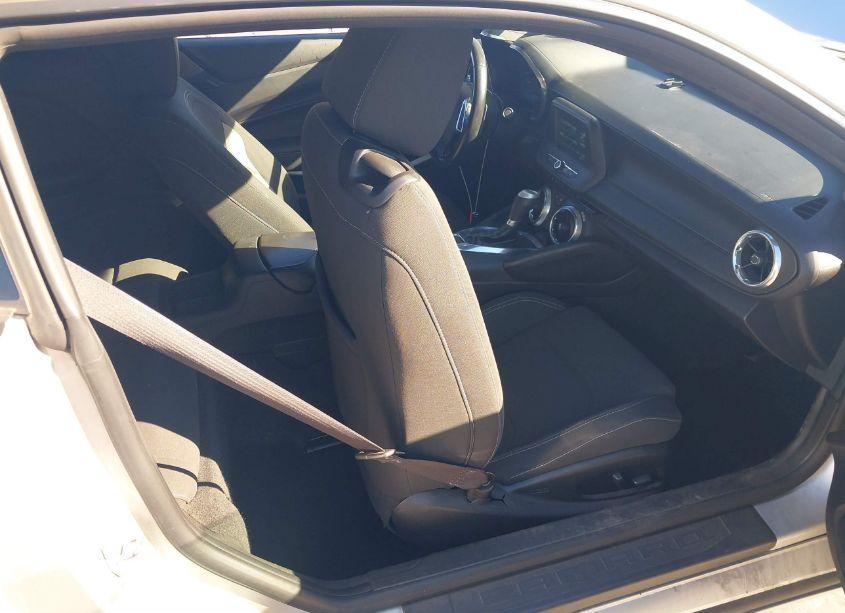 Photo 5 of 2016 Chevrolet Camaro 1LT (VIN 1G1FB1RS0G0159358)