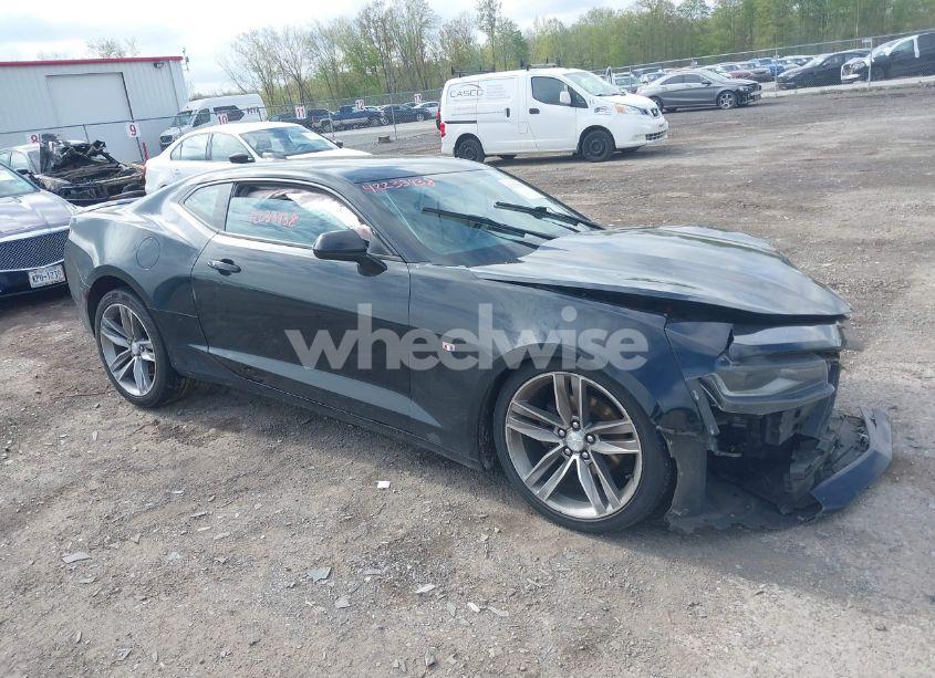 2017 Chevrolet Camaro 1LT (VIN 1G1FB1RS0H0200251) main photo