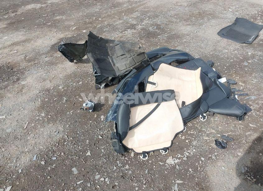 Photo 12 of 2017 Chevrolet Camaro 1LT (VIN 1G1FB1RS0H0200251)