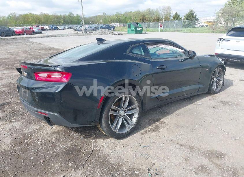 Photo 4 of 2017 Chevrolet Camaro 1LT (VIN 1G1FB1RS0H0200251)