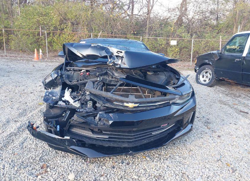 Photo 11 of 2018 Chevrolet Camaro 1LT (VIN 1G1FB1RS0J0114668)