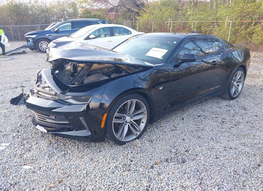 Photo 2 of 2018 Chevrolet Camaro 1LT (VIN 1G1FB1RS0J0114668)