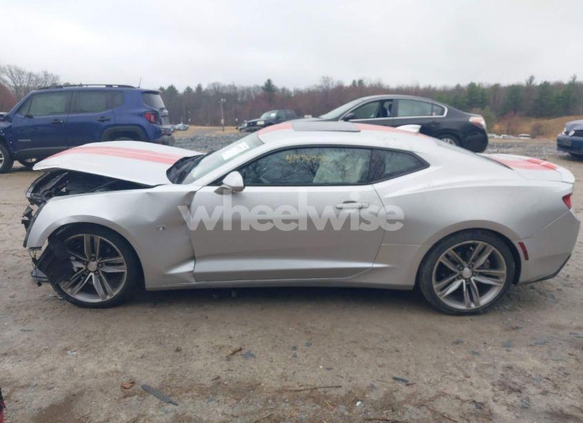 Photo 15 of 2018 Chevrolet Camaro 1LT (VIN 1G1FB1RS0J0159125)