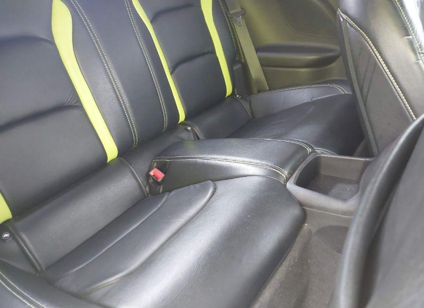 Photo 8 of 2019 Chevrolet Camaro 1LT (VIN 1G1FB1RS0K0152225)