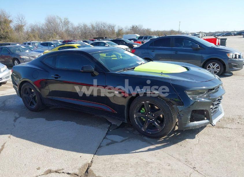 Photo 14 of 2020 Chevrolet Camaro RWD 1LT (VIN 1G1FB1RS0L0116889)