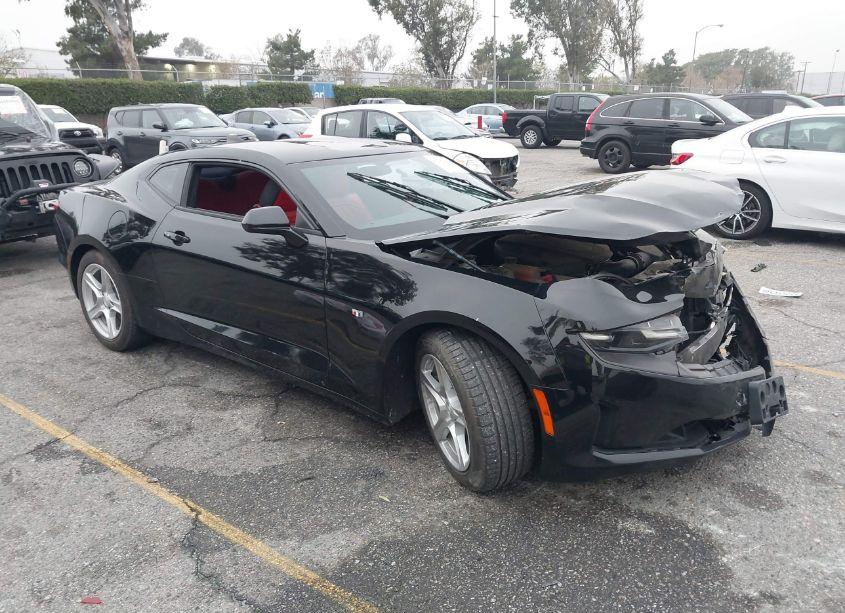 2021 Chevrolet Camaro RWD 1LT (VIN 1G1FB1RS0M0103593) main photo