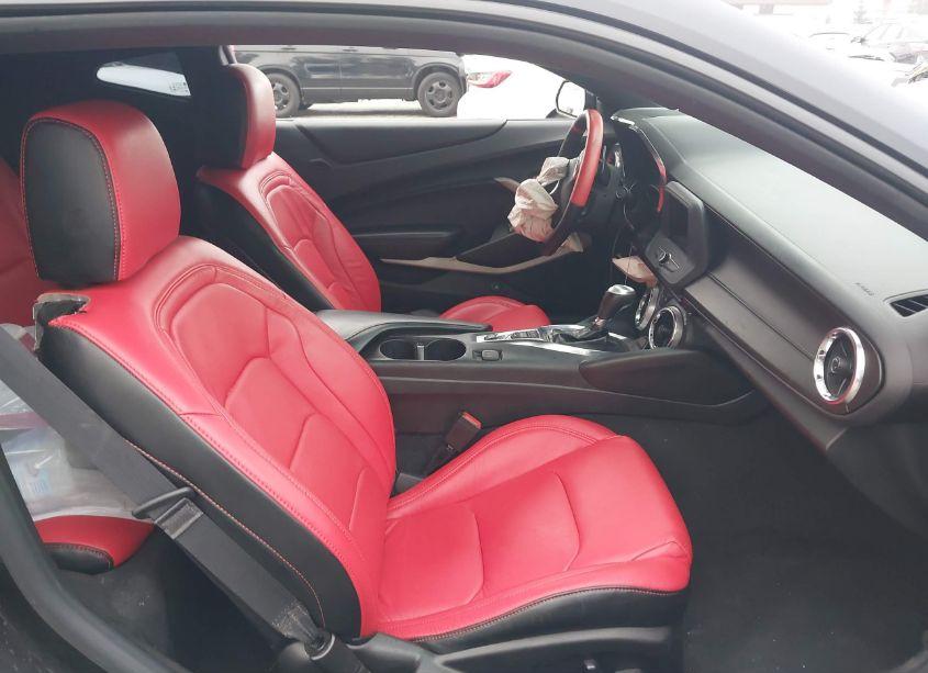 Photo 5 of 2021 Chevrolet Camaro RWD 1LT (VIN 1G1FB1RS0M0103593)