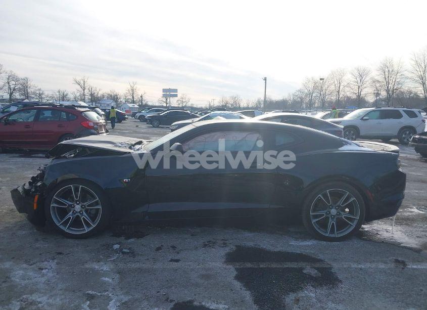 Photo 14 of 2021 Chevrolet Camaro RWD 1LT (VIN 1G1FB1RS0M0139221)