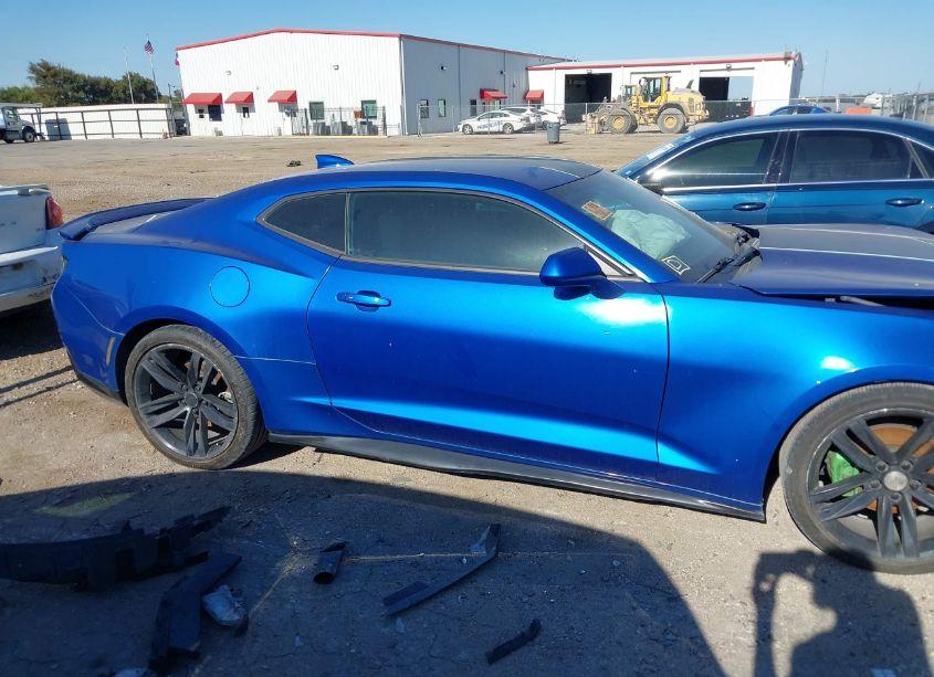 Photo 13 of 2016 Chevrolet Camaro 1LT (VIN 1G1FB1RS1G0134615)