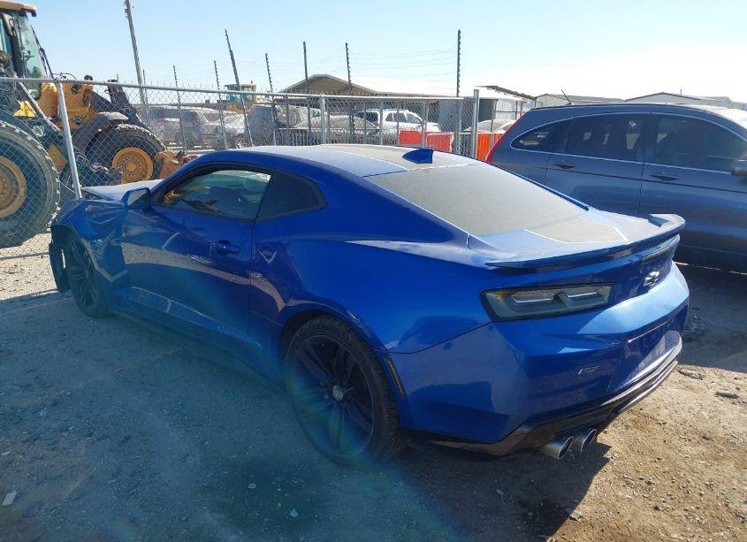 Photo 3 of 2016 Chevrolet Camaro 1LT (VIN 1G1FB1RS1G0134615)