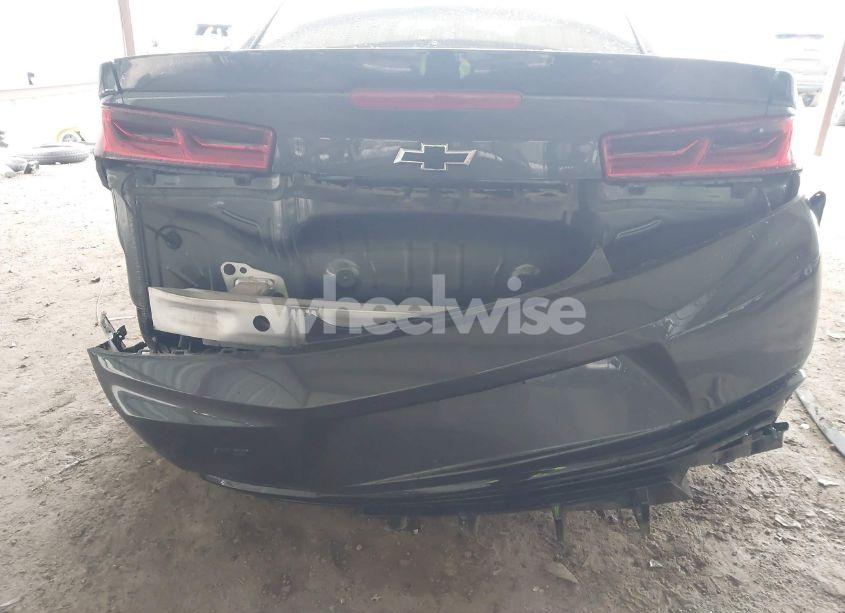 Photo 6 of 2016 Chevrolet Camaro 1LT (VIN 1G1FB1RS1G0166674)