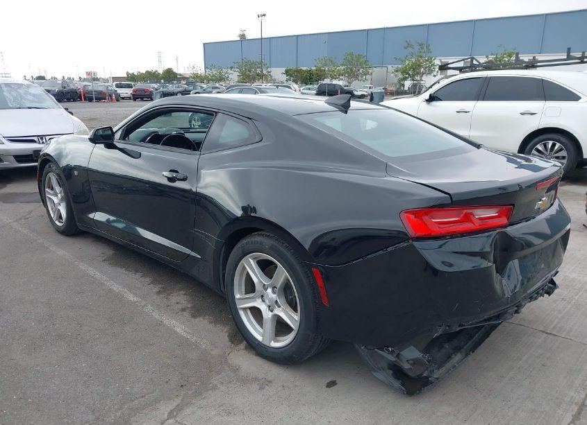 Photo 3 of 2017 Chevrolet Camaro 1LT (VIN 1G1FB1RS1H0167597)