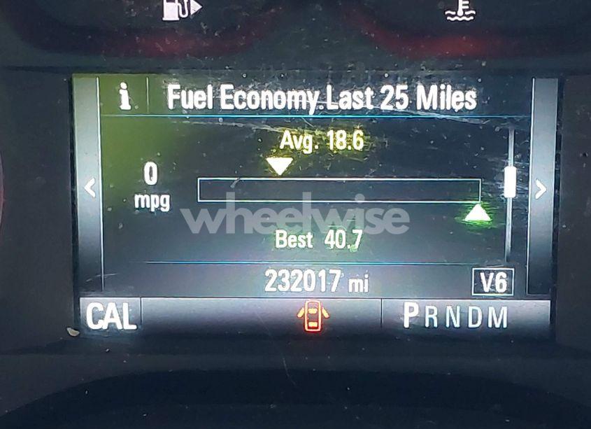 Photo 16 of 2017 Chevrolet Camaro 1LT (VIN 1G1FB1RS1H0210271)