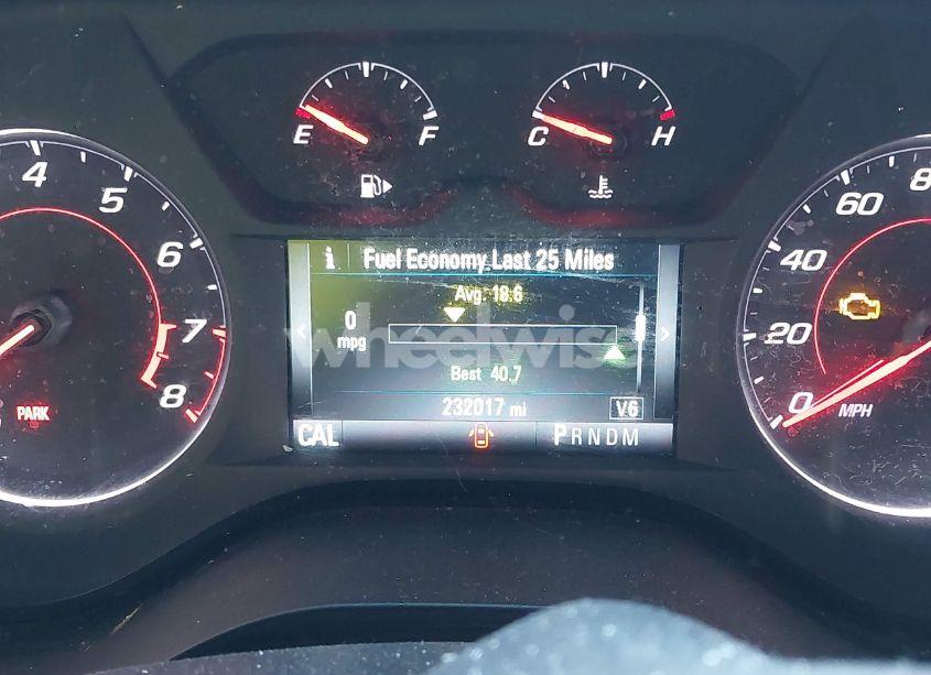 Photo 7 of 2017 Chevrolet Camaro 1LT (VIN 1G1FB1RS1H0210271)