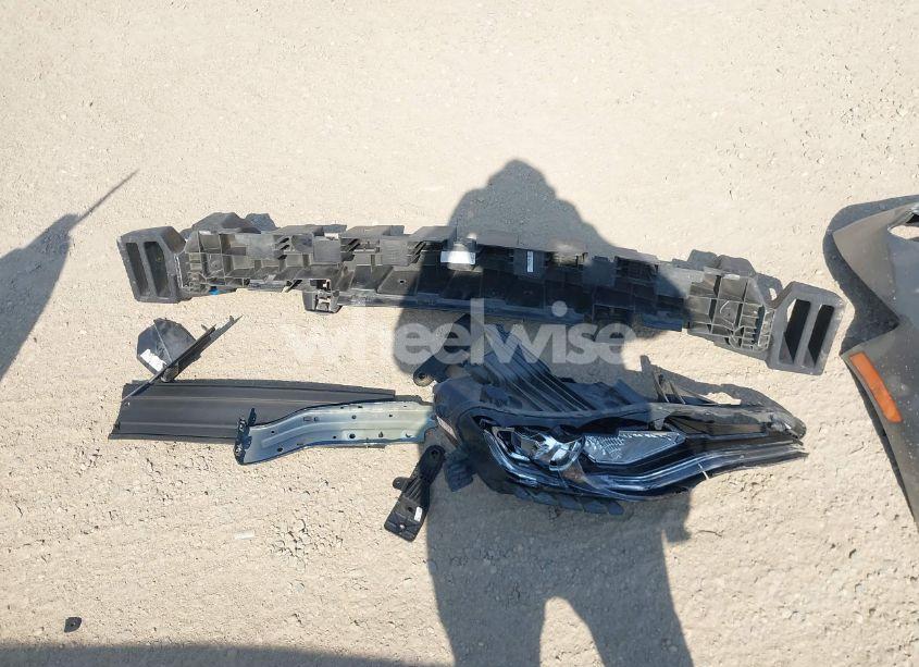 Photo 18 of 2019 Chevrolet Camaro 1LT (VIN 1G1FB1RS1K0159734)