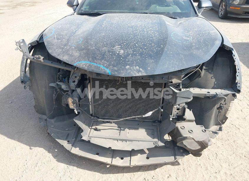 Photo 6 of 2019 Chevrolet Camaro 1LT (VIN 1G1FB1RS1K0159734)