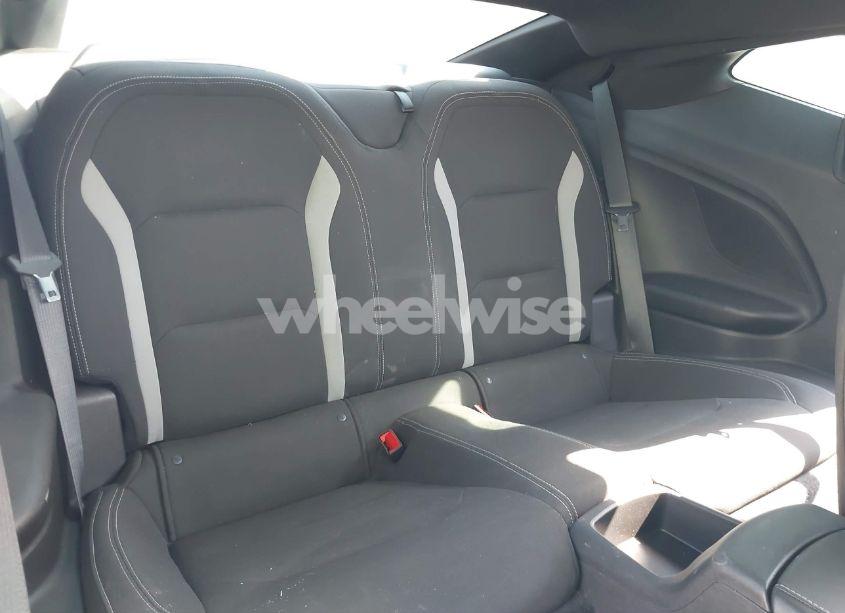 Photo 8 of 2019 Chevrolet Camaro 1LT (VIN 1G1FB1RS1K0159734)