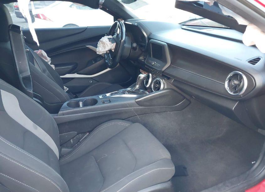 Photo 5 of 2021 Chevrolet Camaro RWD 1LT (VIN 1G1FB1RS1M0104042)