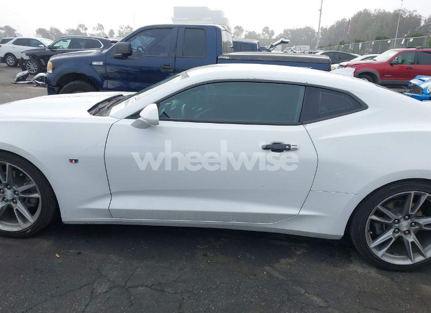 Photo 14 of 2021 Chevrolet Camaro RWD 1LT (VIN 1G1FB1RS1M0138675)