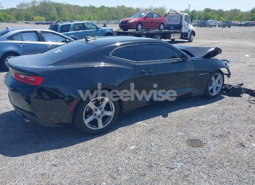 Photo 4 of 2016 Chevrolet Camaro 1LT (VIN 1G1FB1RS2G0183208)