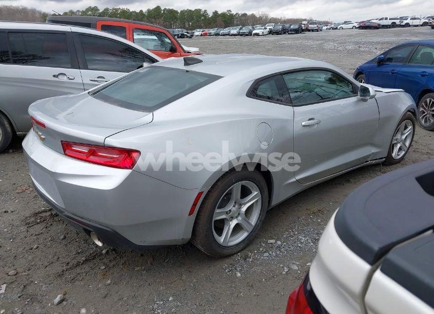 Photo 4 of 2016 Chevrolet Camaro 1LT (VIN 1G1FB1RS2G0187288)