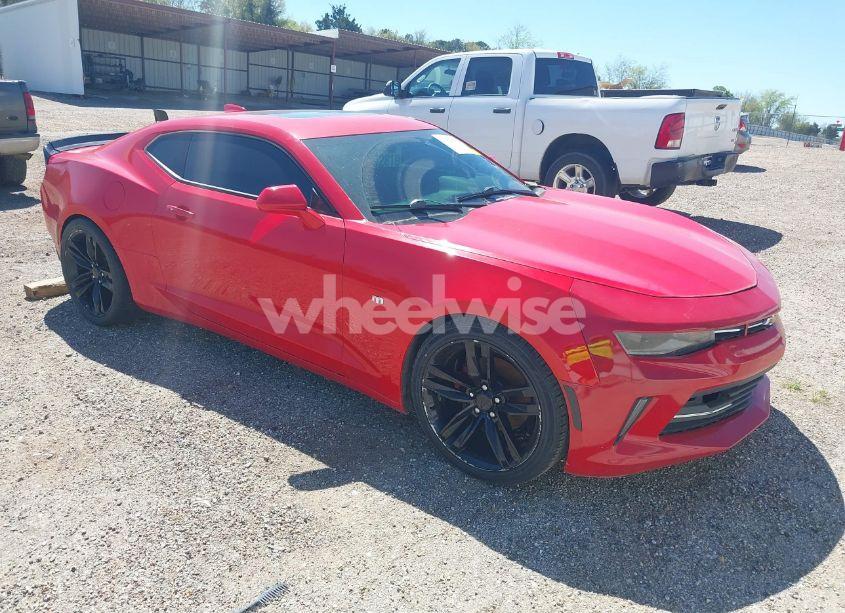 2018 Chevrolet Camaro 1LT (VIN 1G1FB1RS2J0159093) main photo