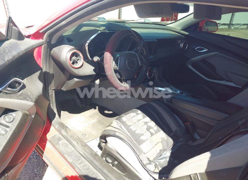 Photo 16 of 2018 Chevrolet Camaro 1LT (VIN 1G1FB1RS2J0159093)