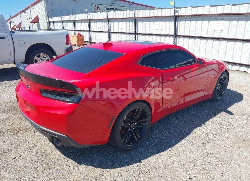 Photo 4 of 2018 Chevrolet Camaro 1LT (VIN 1G1FB1RS2J0159093)