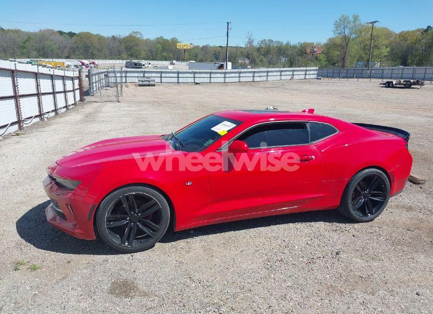 Photo 6 of 2018 Chevrolet Camaro 1LT (VIN 1G1FB1RS2J0159093)